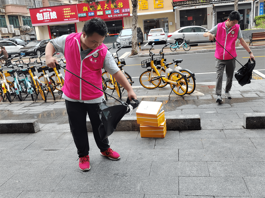 图四(1)
