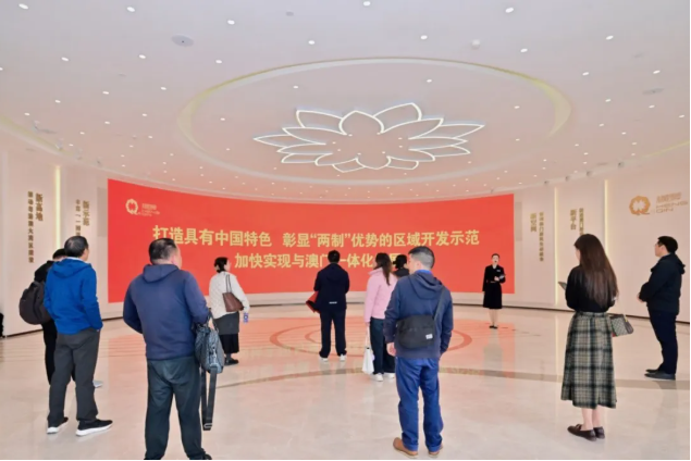 83e16f2e-e190-4247-8a86-33c7564158e4