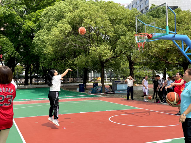 定点投篮.jpg